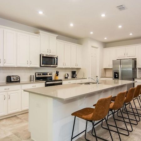 Brand New 9 Bedrooms House With Private Pool, Star Wars Game Room, Theme Rooms And Lake View Sa2145 Kissimmee Extérieur photo