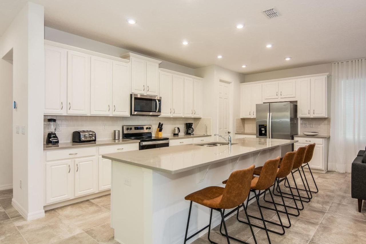 Brand New 9 Bedrooms House With Private Pool, Star Wars Game Room, Theme Rooms And Lake View Sa2145 Kissimmee Extérieur photo